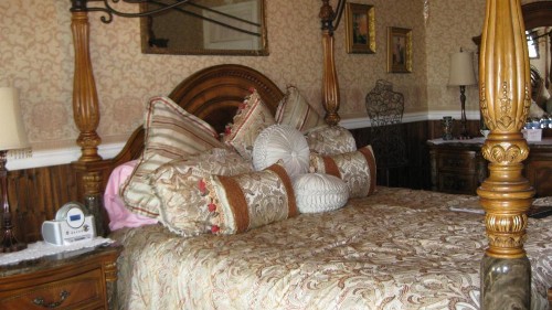 Angel of the Sea Bed and Breakfast - image 3