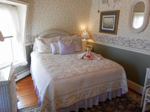 Angel of the Sea Bed and Breakfast - image 37