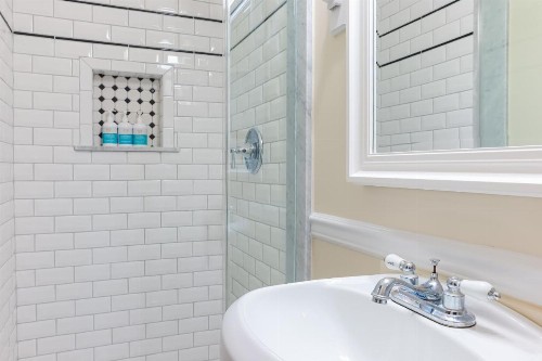 Bedford Inn - image 15