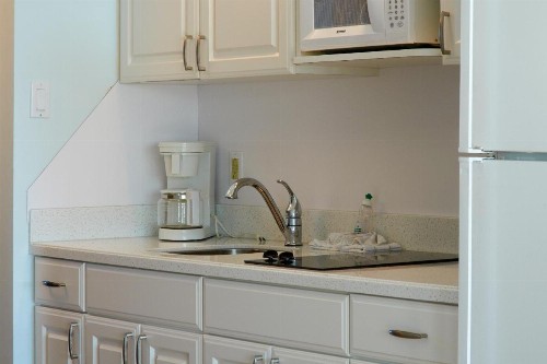 Sea Crest Inn - image 2