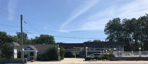 Cape Harbor Motor Inn - image 6
