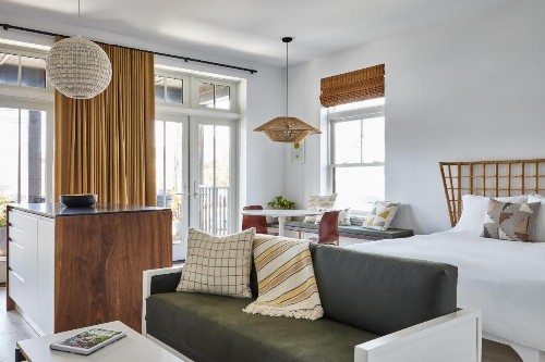 Lokal Hotel Cape May - image 8