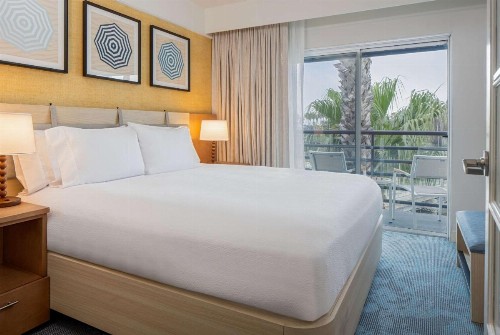 DoubleTree Suites by Hilton Doheny Beach - image 26