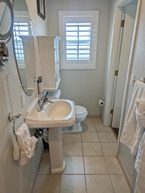 Capitola Hotel - image 31