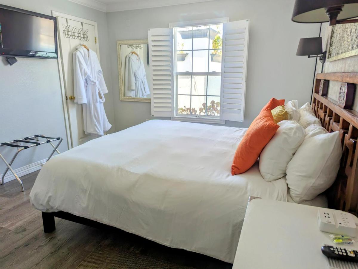 Capitola Hotel - image 5