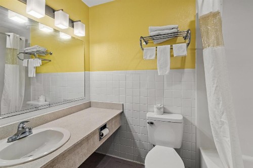 Travelodge by Wyndham Carlisle - image 39