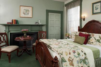 Carlisle House Bed and Breakfast - image 2