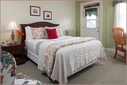 Carlisle House Bed and Breakfast - image 8