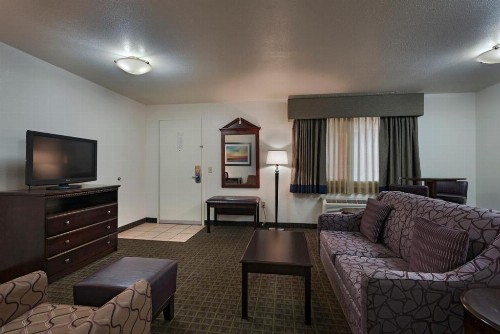 Best Western Stevens Inn - image 11