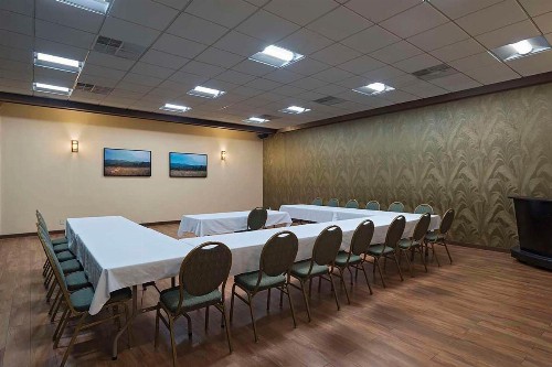 Best Western Stevens Inn - image 19