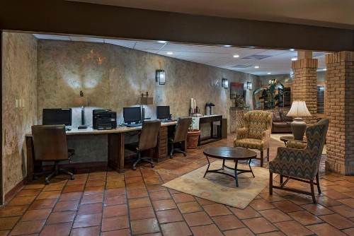 Best Western Stevens Inn - image 21