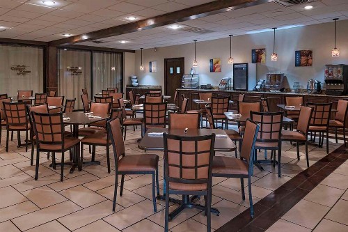 Best Western Stevens Inn - image 23