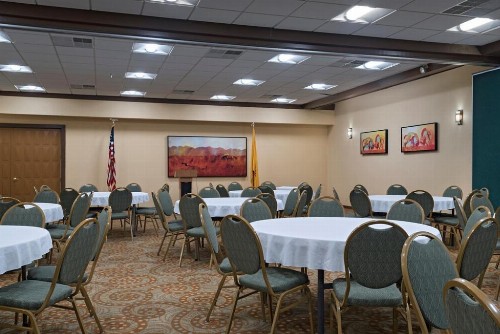 Best Western Stevens Inn - image 30