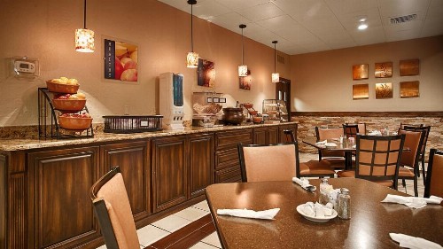 Best Western Stevens Inn - image 31
