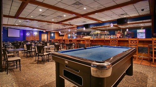 Best Western Stevens Inn - image 35