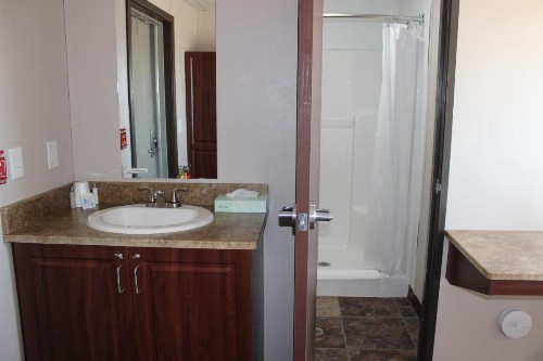 Karbani Inn - image 5