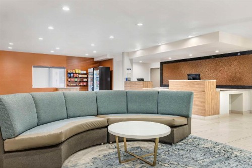 Best Western Carlsbad by the Sea - image 1