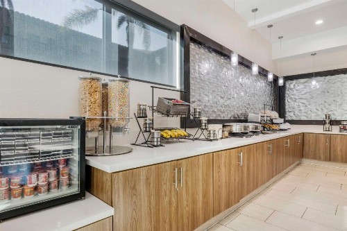 Best Western Carlsbad by the Sea - image 23