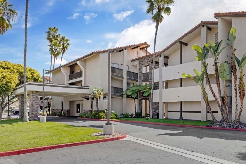 Best Western Carlsbad by the Sea - image 35