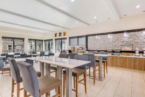 Best Western Carlsbad by the Sea - image 7