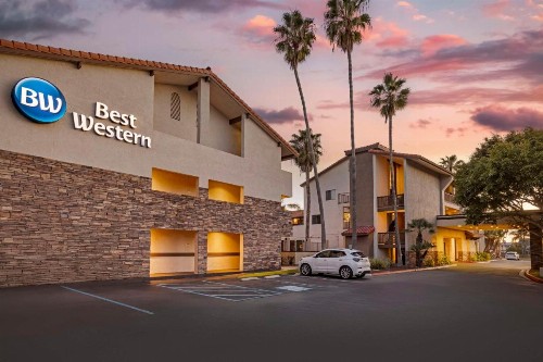Best Western Carlsbad by the Sea - image 9