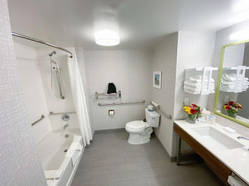 Hampton Inn Carlsbad North San Diego County - image 28
