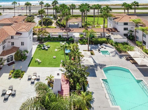 Hilton Garden Inn Carlsbad Beach - image 3