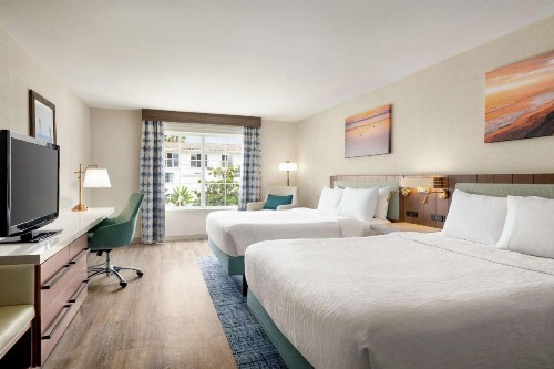 Hilton Garden Inn Carlsbad Beach - image 30