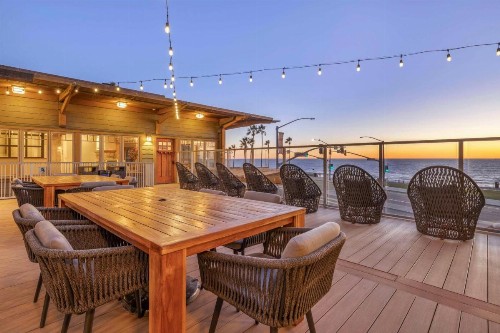 Best Western Plus Beach View Lodge - image 1