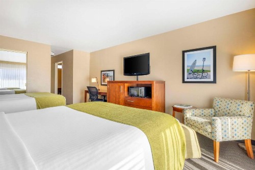 Best Western Plus Beach View Lodge - image 21