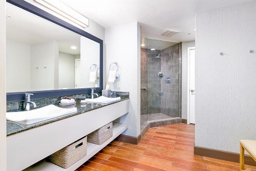 Beach Terrace Inn - image 24