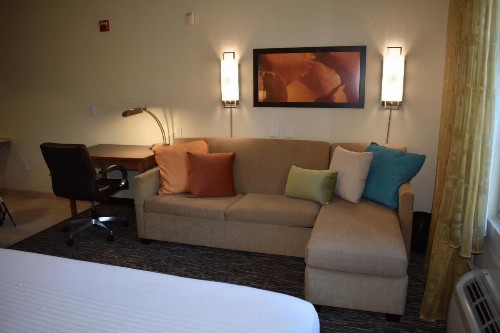 Carlsbad Suites - image 18