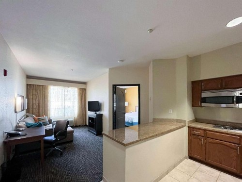 Carlsbad Suites - image 29