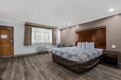 Motel 6 Carlsbad Ca- North - image 29