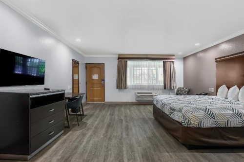 Motel 6 Carlsbad Ca- North - image 31