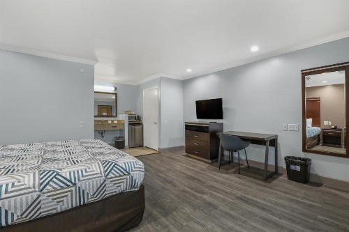Motel 6 Carlsbad Ca- North - image 32