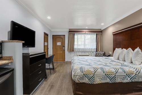 Motel 6 Carlsbad Ca- North - image 35