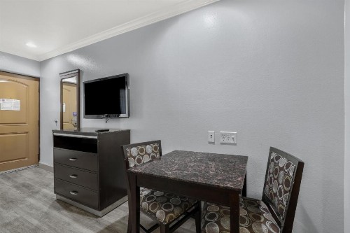 Motel 6 Carlsbad Ca- North - image 42