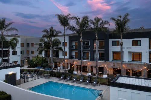 Courtyard by Marriott San Diego Carlsbad - image 3