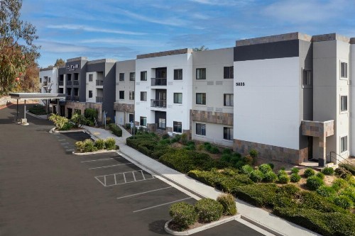 Courtyard by Marriott San Diego Carlsbad - image 5