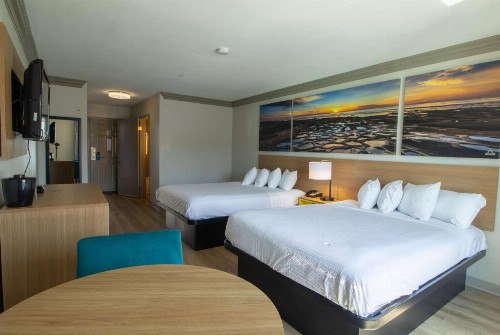 Days Inn by Wyndham Carlsbad - image 16