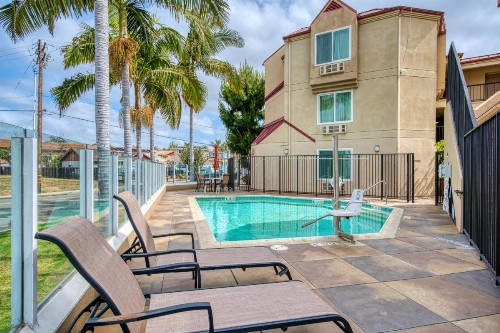 Days Inn by Wyndham Carlsbad - image 26