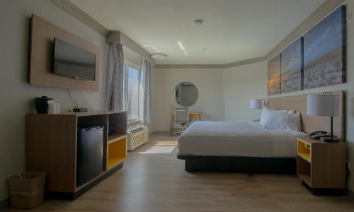 Days Inn by Wyndham Carlsbad - image 27
