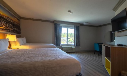 Days Inn by Wyndham Carlsbad - image 33