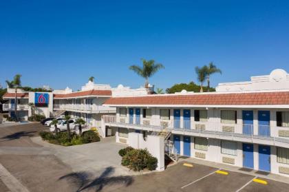 Motel 6 Carlsbad East