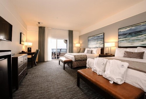 Tamarack Beach Hotel - image 30