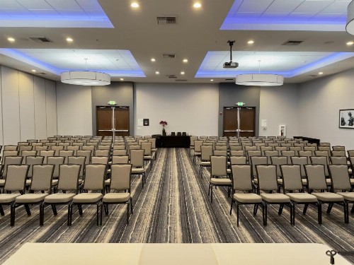 Holiday Inn Carlsbad/San Diego an IHG Hotel - image 10