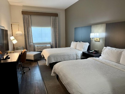 Holiday Inn Carlsbad/San Diego an IHG Hotel - image 33