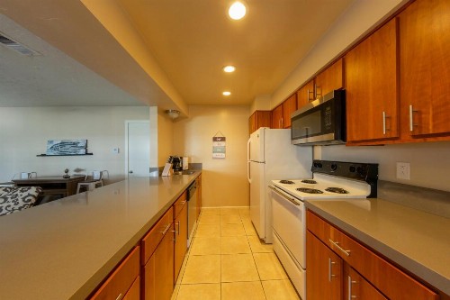 Beachwalk Villas - image 27