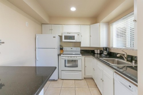 Beachwalk Villas - image 31